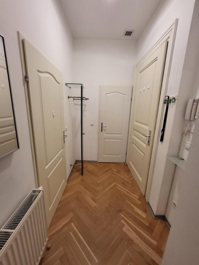 Cozynite Premium Hundertwasser Apartment Vienna